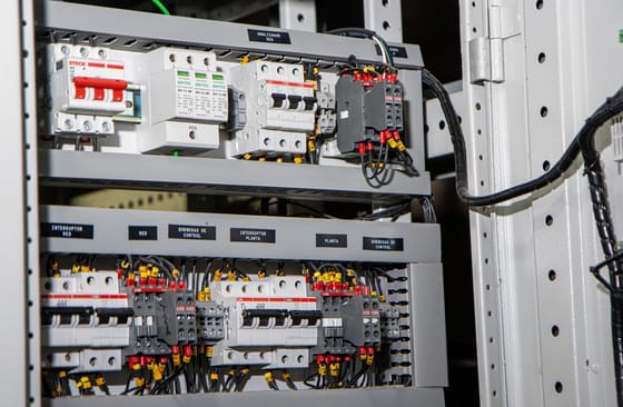 sistema de control y potencia